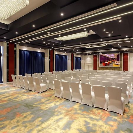 Svenska Design Hotel Какинада Экстерьер фото