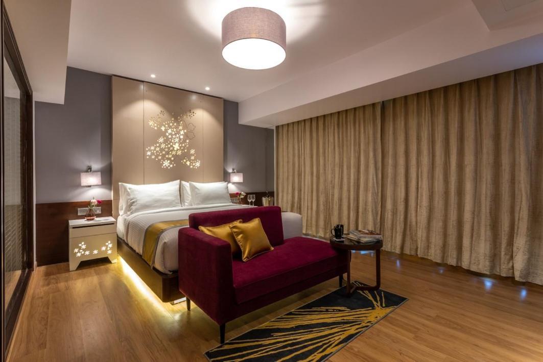 Svenska Design Hotel Какинада Экстерьер фото