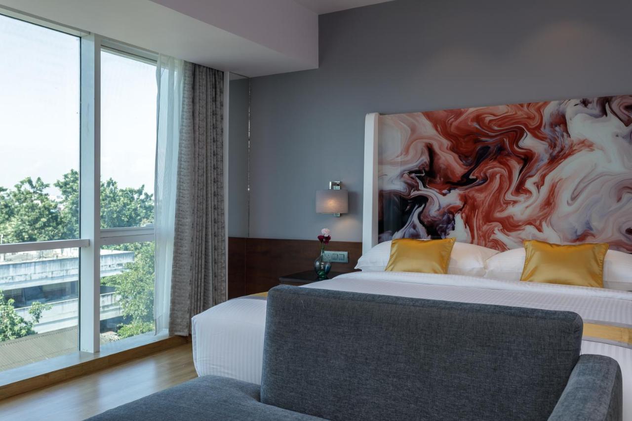 Svenska Design Hotel Какинада Экстерьер фото