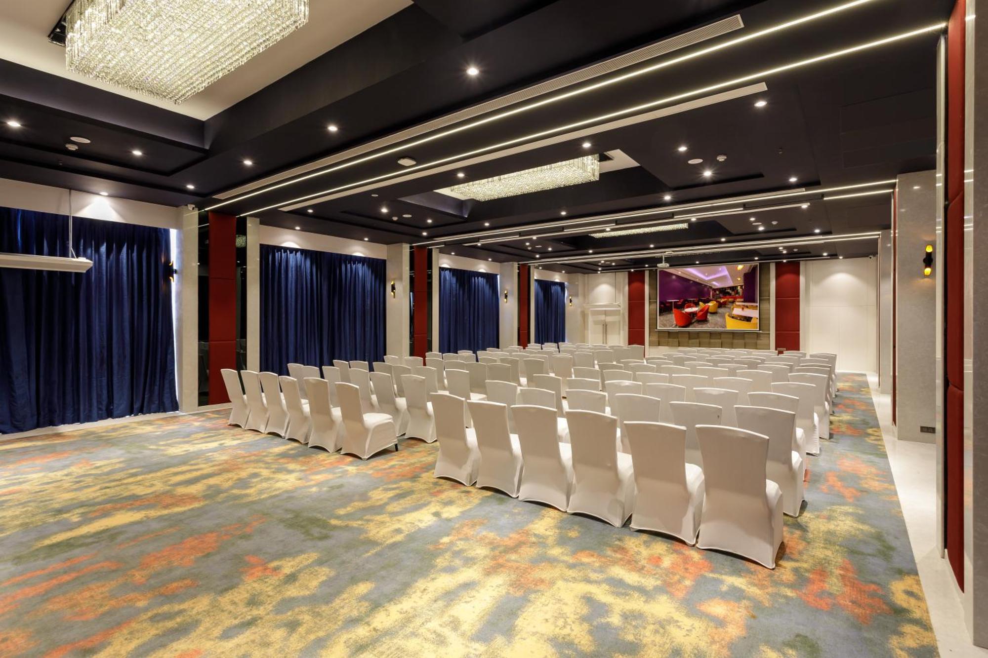 Svenska Design Hotel Какинада Экстерьер фото