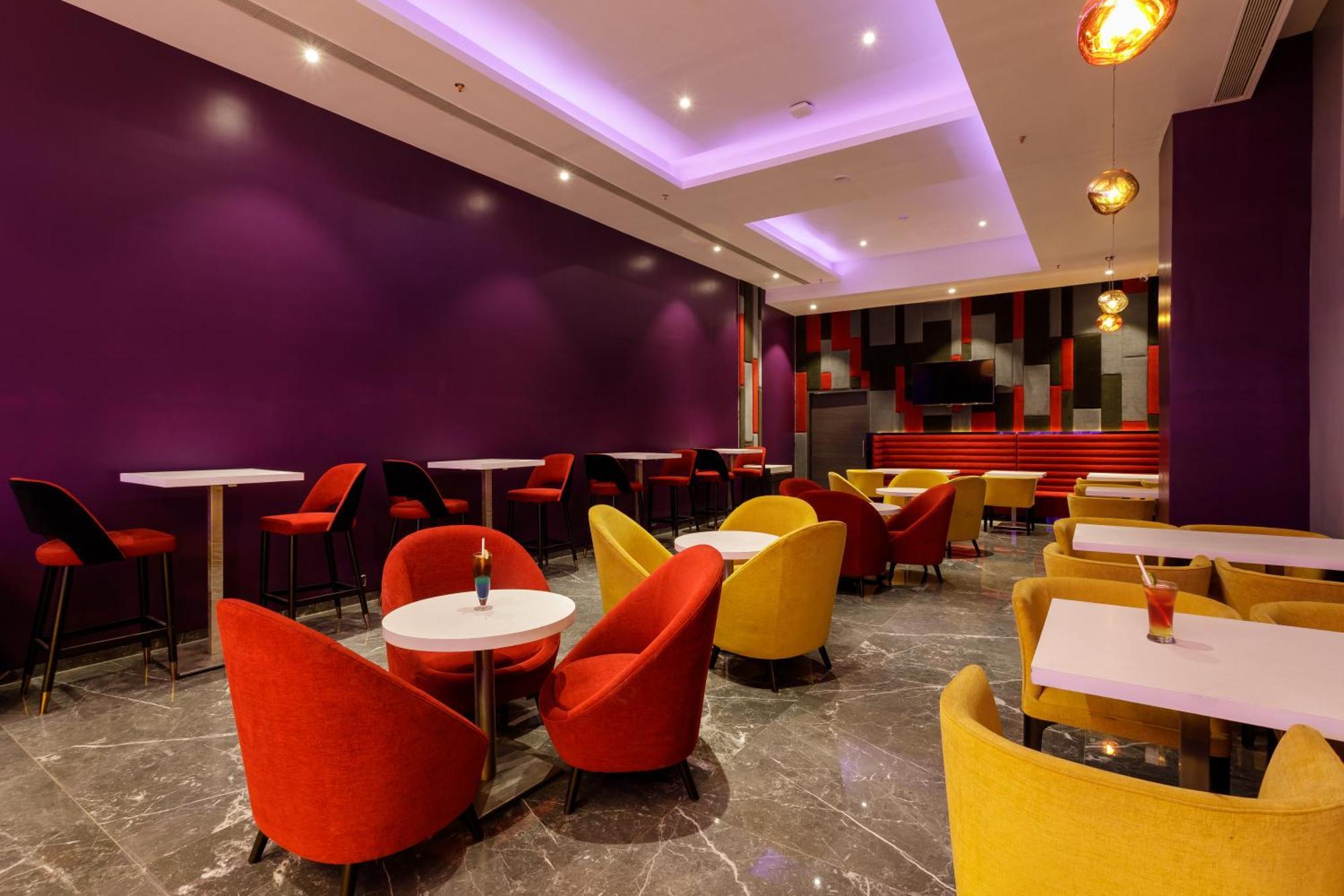 Svenska Design Hotel Какинада Экстерьер фото